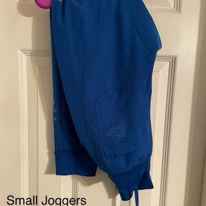 Jogger scrubs
